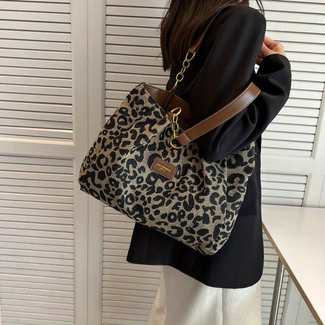 TAS | LEONORA